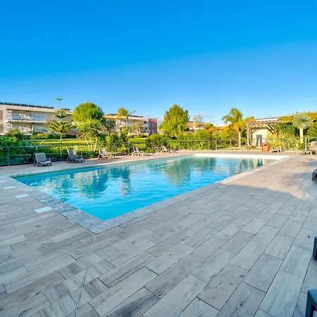 Superbe 2 Pieces - Piscine Et Garage