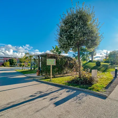 Superbe 2 Pieces - Piscine Et Garage