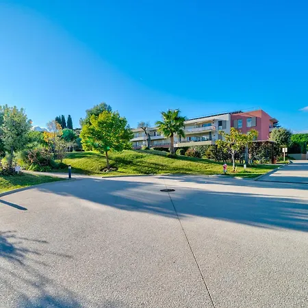 Superbe 2 Pieces - Piscine Et Garage * Nizza