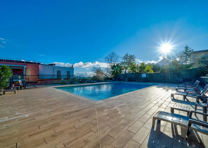 Superbe 2 Pièces - Piscine Et Garage Nizza