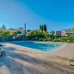 Superbe 2 Pieces - Piscine Et Garage Niza